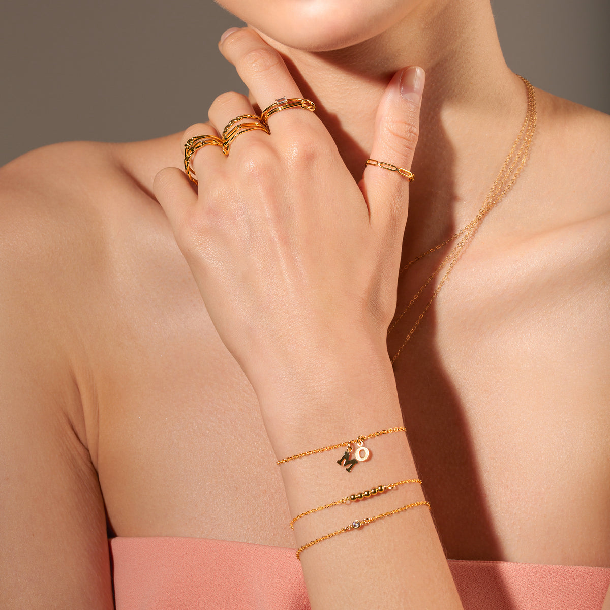 Color:Gold