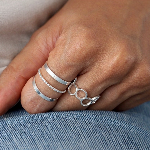 Color:Silver